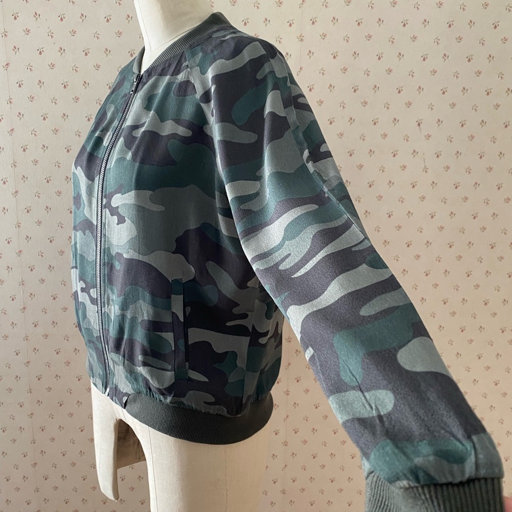 BB Dakota military style unlined jacket size S.